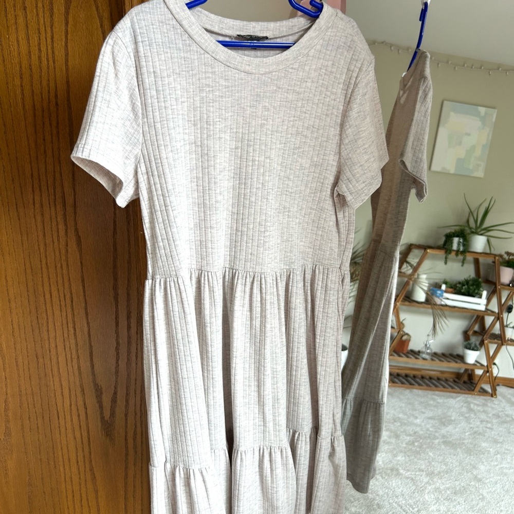 Kohl's Gray Mini Dress